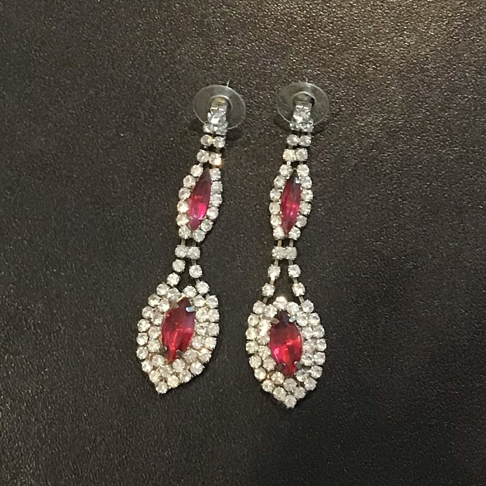 Elegant diamond dangle earring set